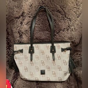 Brand new Dooney & Bourke Tan and Black Signature Tote